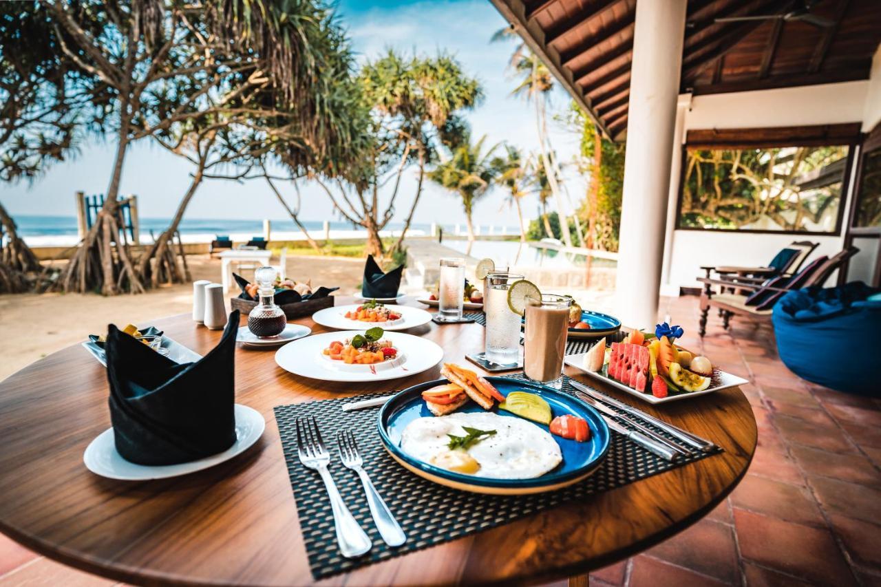 Saltasia Boutique Beach Villa Mirissa Exterior foto